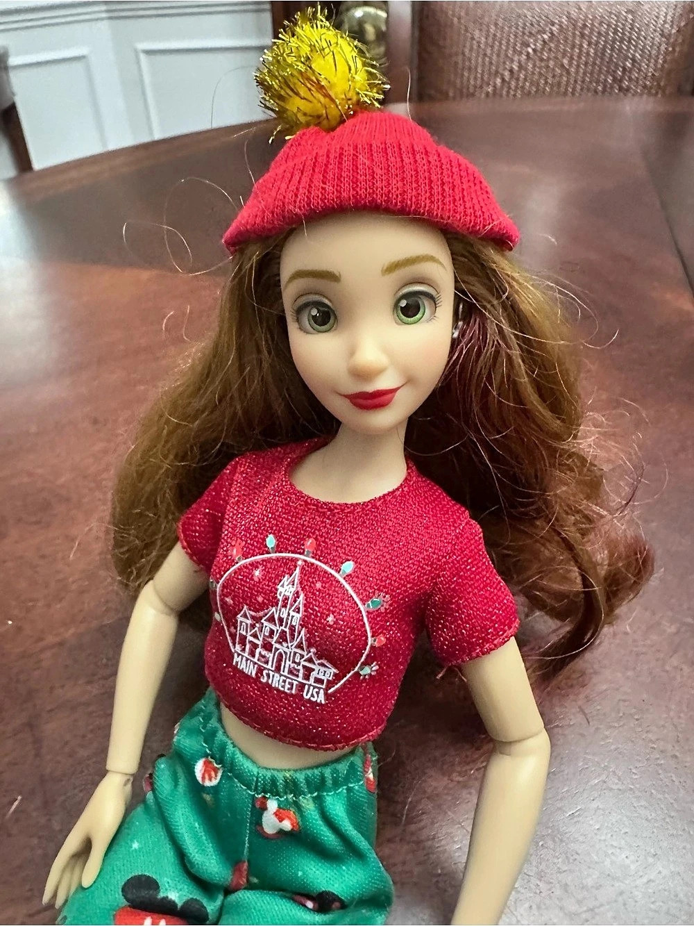 Disney ily 4EVER Christmas Holiday 11" Brunette Doll Main Street USA